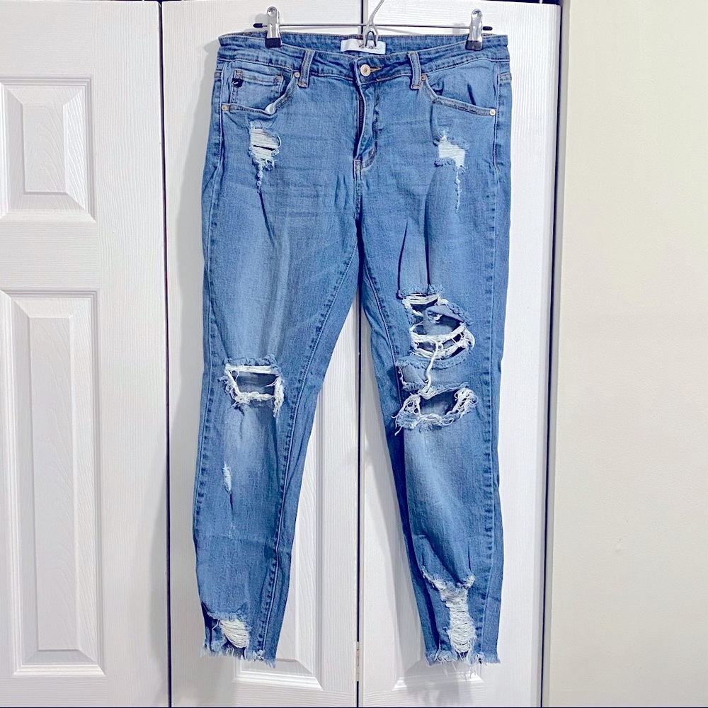 KanCan Mid Rise Distressed Ankle Skinnies